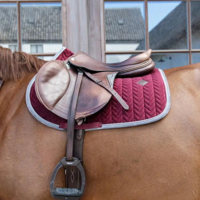 Kentucky Horsewear Saddle Pad Velvet Contrast Jumping