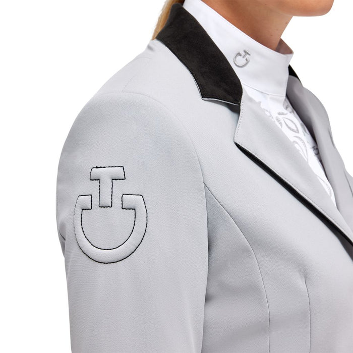 Manteau veste softshell zippée gris/blanc moyen 365 $ Cavalleria Manteau veste softshell zippée gris/blanc moyen 365 $ Cavalleria